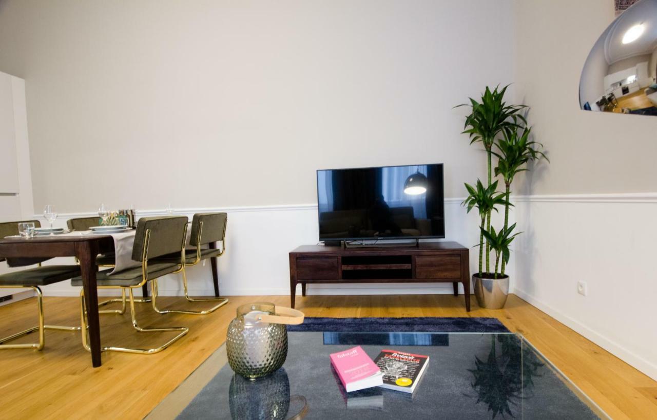 Studio Apartments Urania - Mai'S Apartments Вена Экстерьер фото