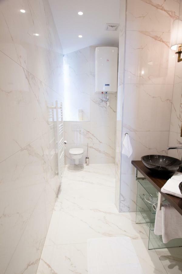 Studio Apartments Urania - Mai'S Apartments Вена Экстерьер фото